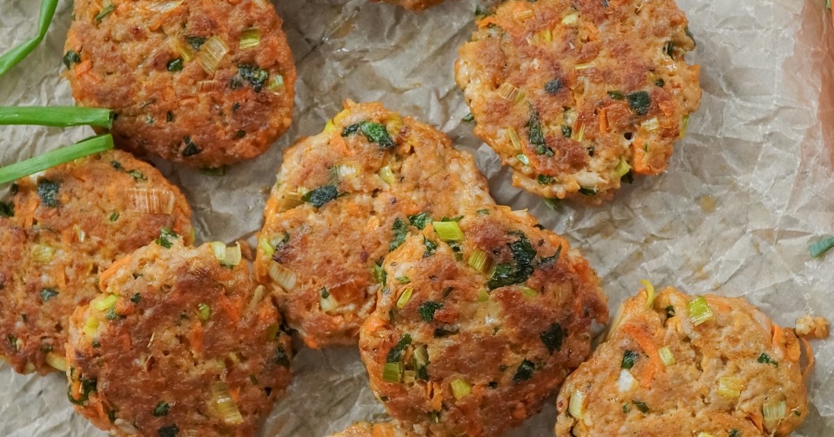 Kotlety z Indyka z Pieczonymi Warzywami