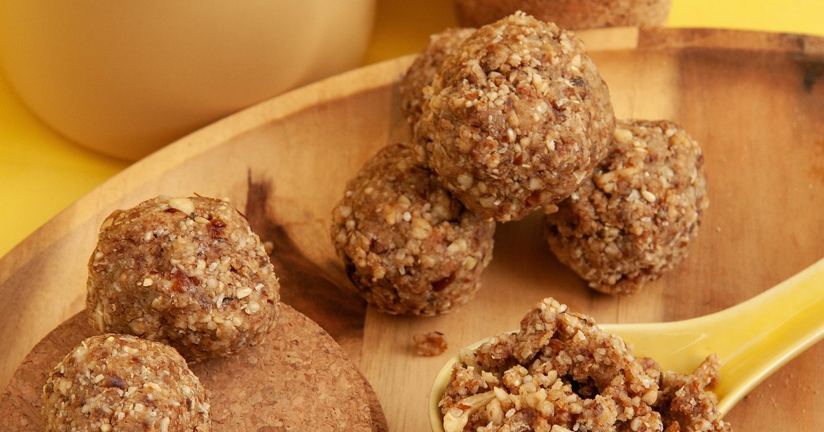 Orzechowe Energy Balls - Zdrowa Przekąska do Biura